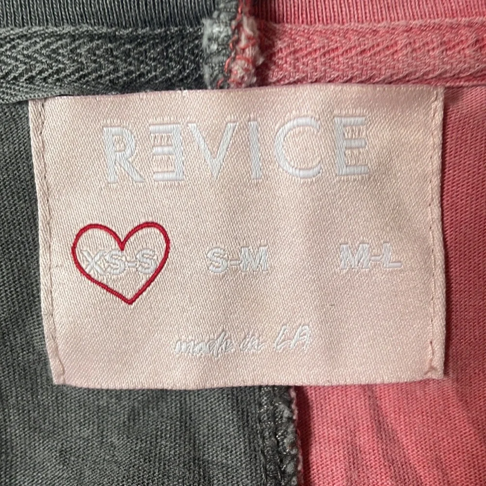 Revive split tee - Picture 3 of 3